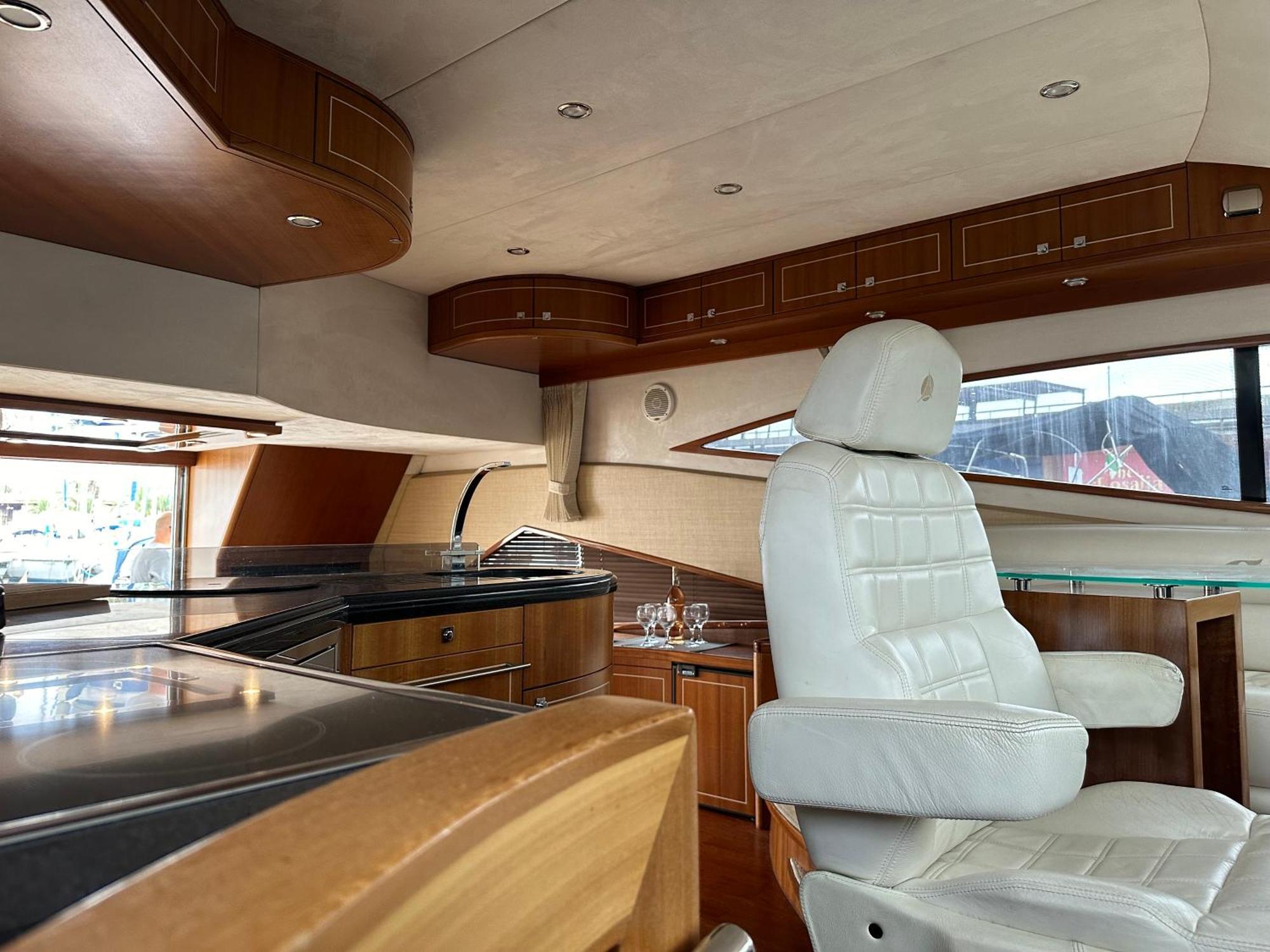Отель Yacht Pegasus II Барселона Экстерьер фото